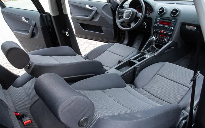 Audi A3 cena 21900 przebieg: 230000, rok produkcji 2007 z Goniądz małe 562